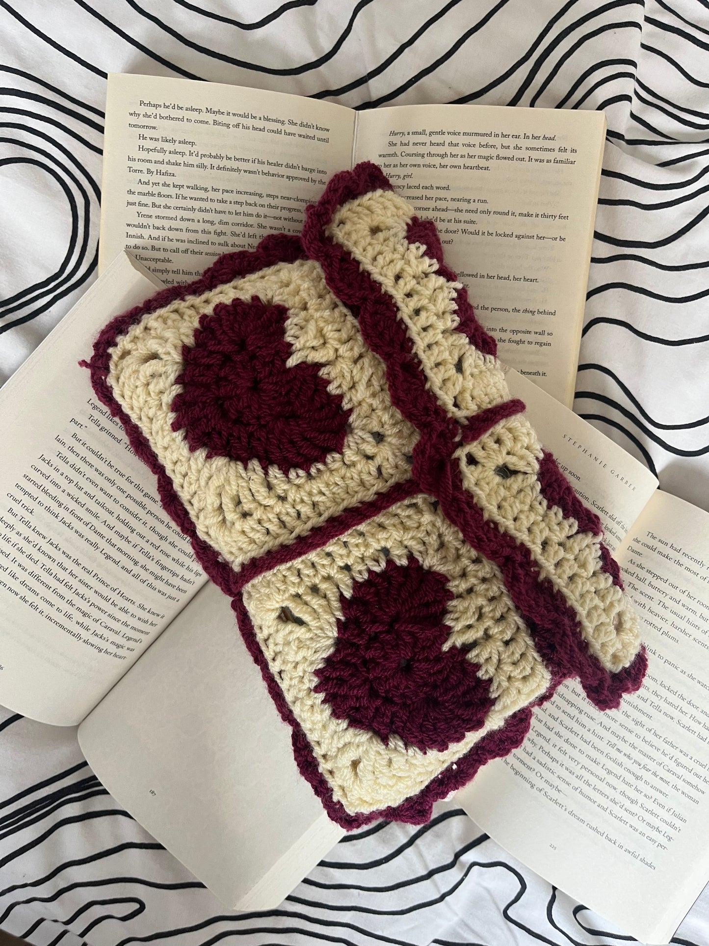crochet heart book sleeve