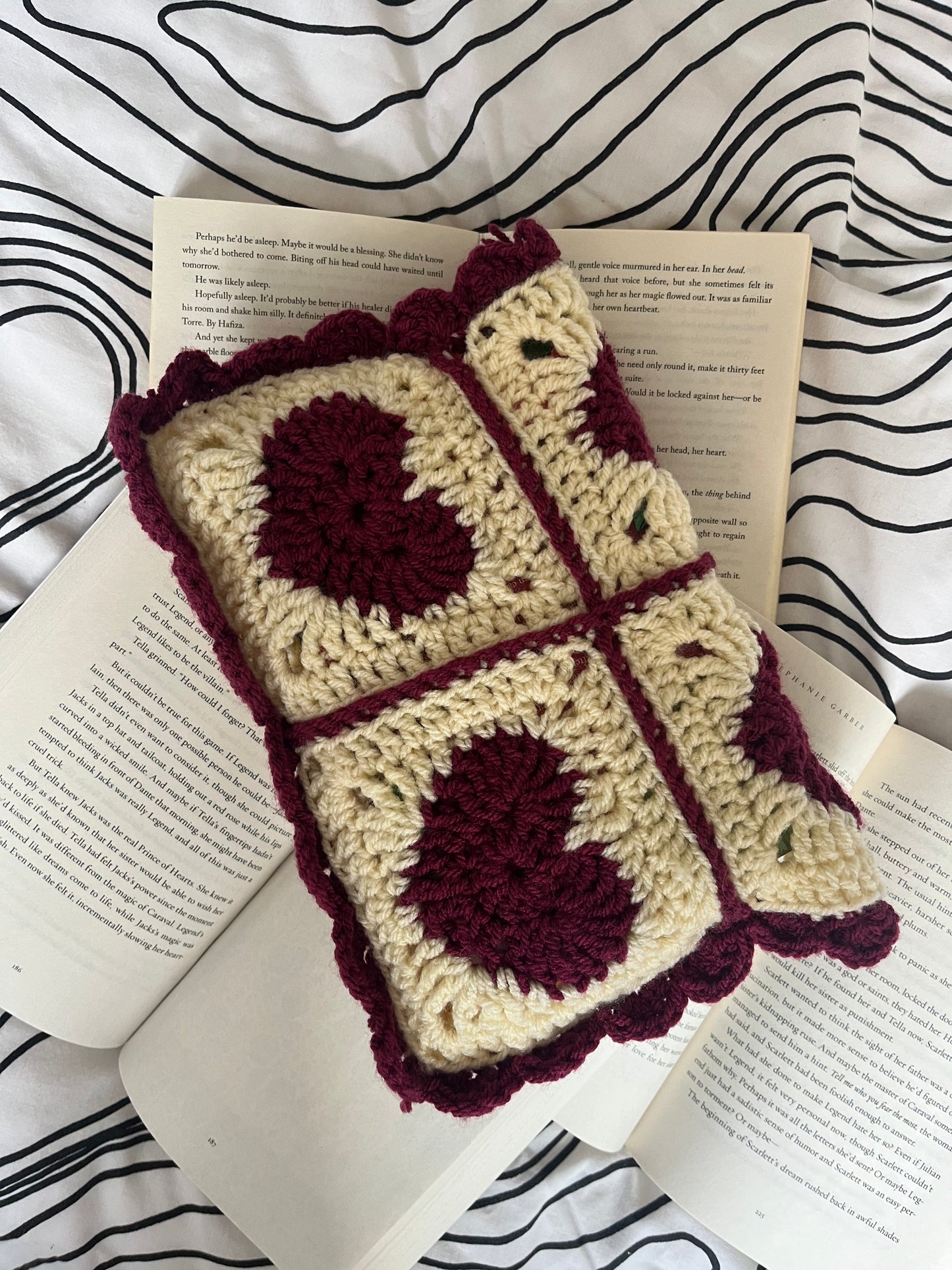 crochet heart book sleeve