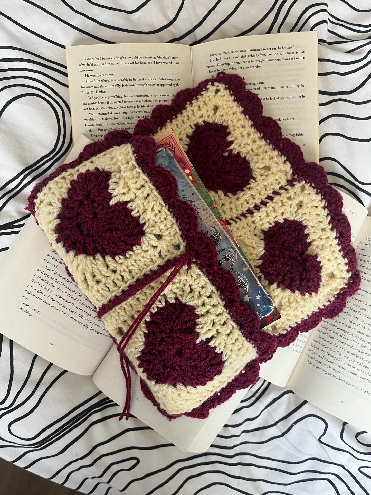 crochet heart book sleeve